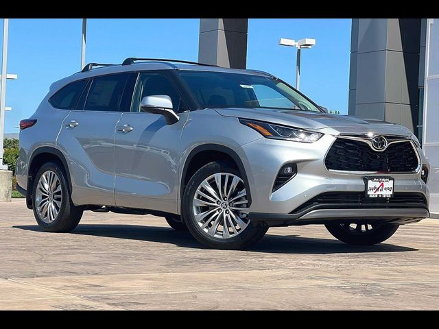 2023 Toyota Highlander Platinum