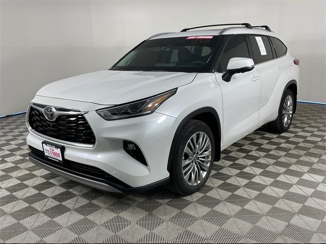 2023 Toyota Highlander Platinum