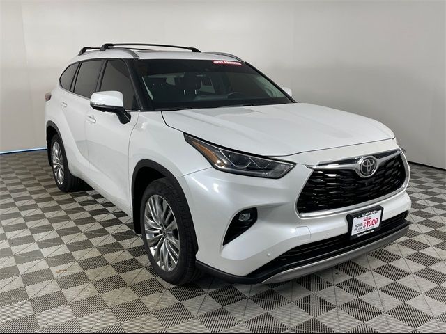 2023 Toyota Highlander Platinum