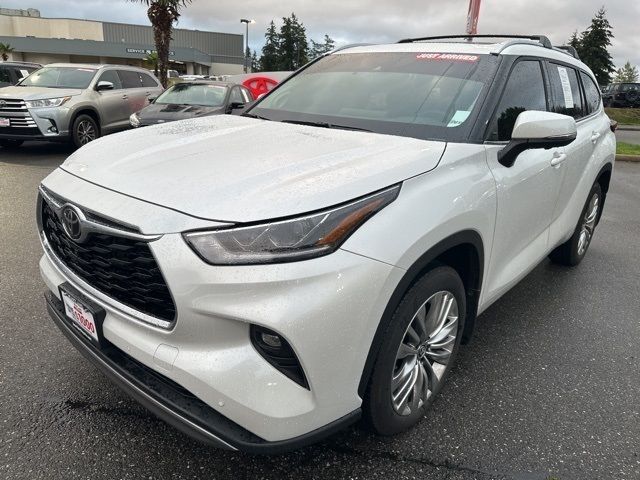 2023 Toyota Highlander Platinum