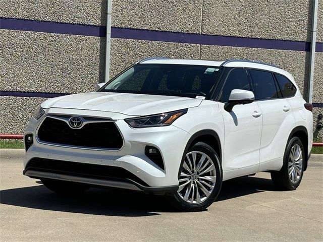 2023 Toyota Highlander Platinum