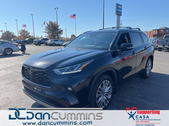 2023 Toyota Highlander L