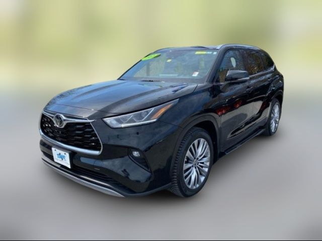 2023 Toyota Highlander Platinum