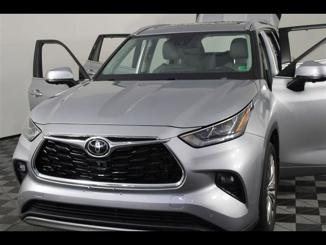 2023 Toyota Highlander Platinum