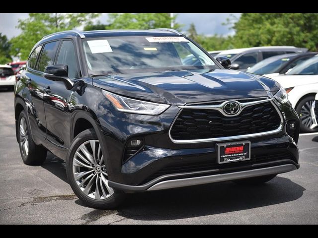 2023 Toyota Highlander Platinum