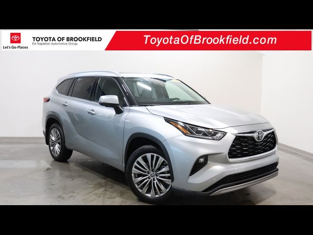 2023 Toyota Highlander Platinum