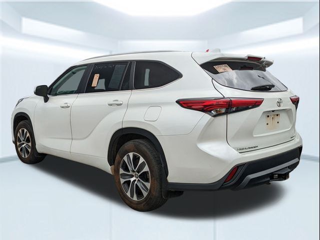 2023 Toyota Highlander Platinum