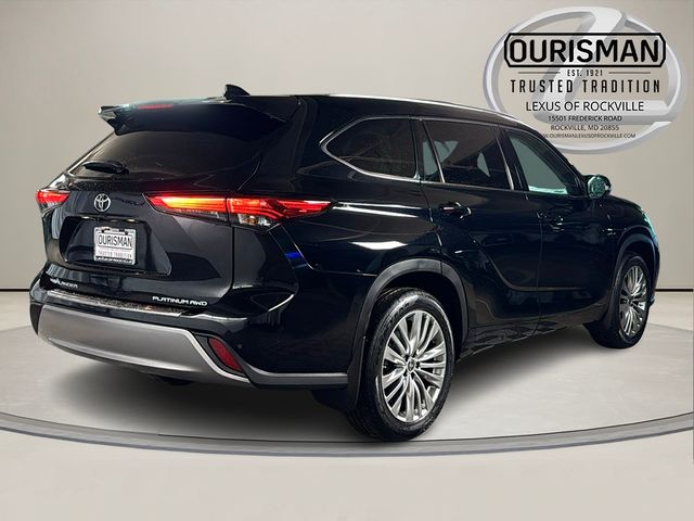 2023 Toyota Highlander Platinum