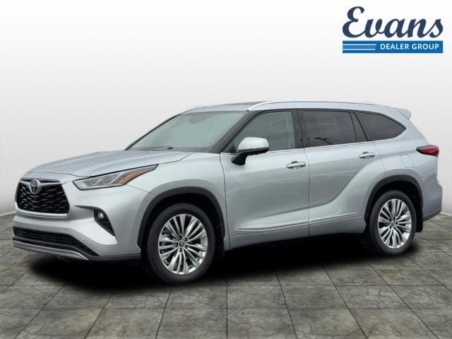 2023 Toyota Highlander Platinum