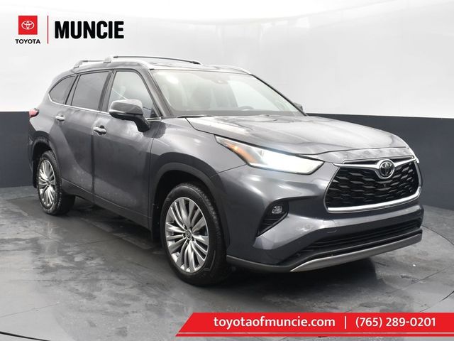 2023 Toyota Highlander Platinum