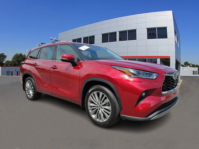 2023 Toyota Highlander Platinum