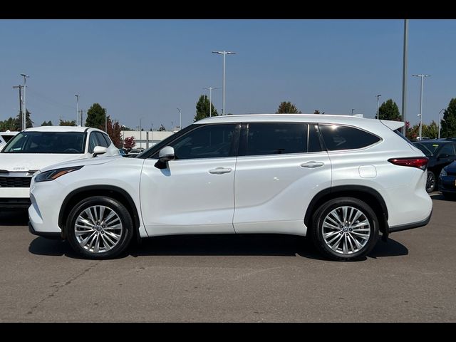 2023 Toyota Highlander Platinum