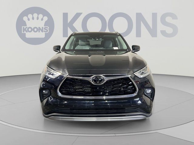 2023 Toyota Highlander Platinum