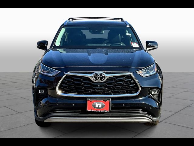 2023 Toyota Highlander Platinum