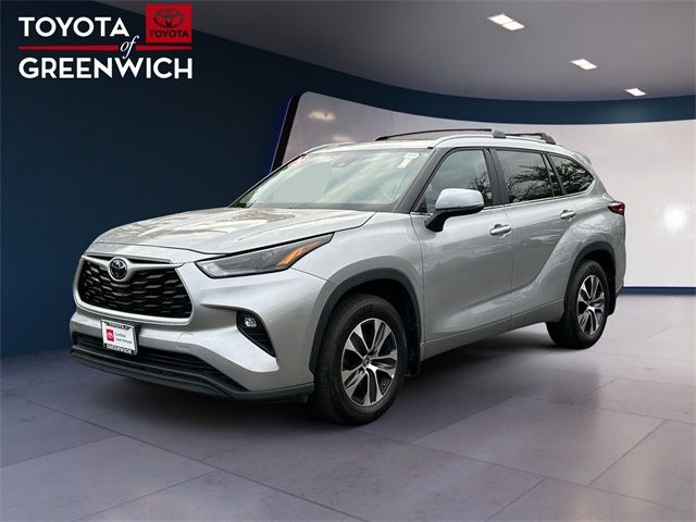 2023 Toyota Highlander Platinum