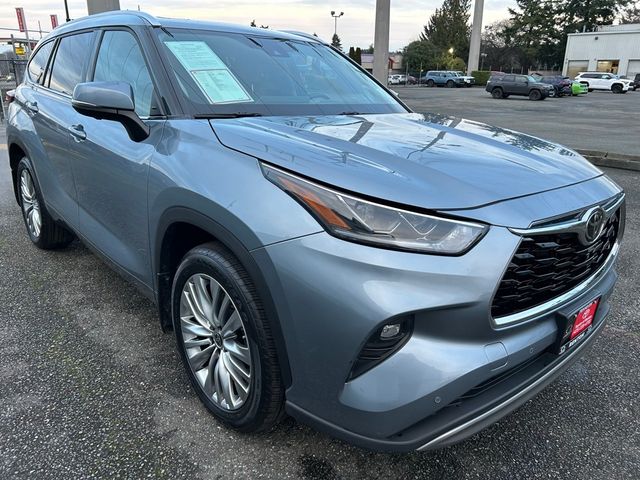 2023 Toyota Highlander Platinum