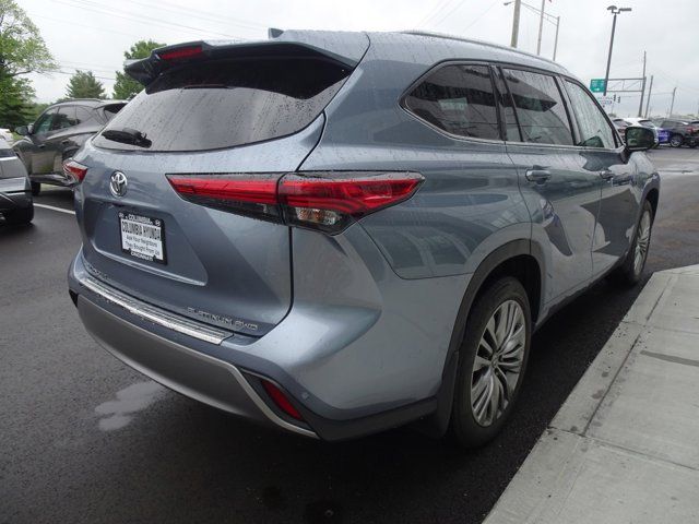 2023 Toyota Highlander Platinum