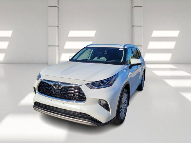 2023 Toyota Highlander Platinum