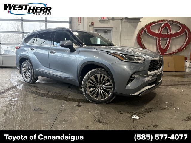 2023 Toyota Highlander L