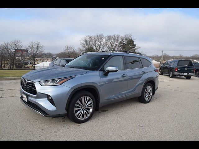 2023 Toyota Highlander Platinum