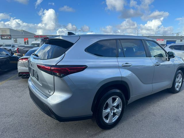 2023 Toyota Highlander Platinum