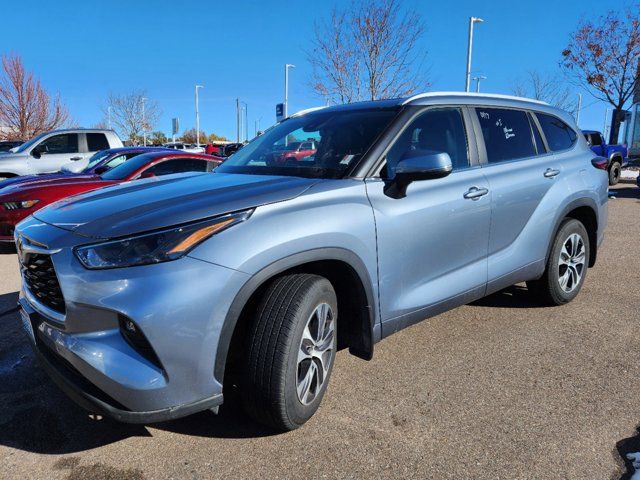 2023 Toyota Highlander 