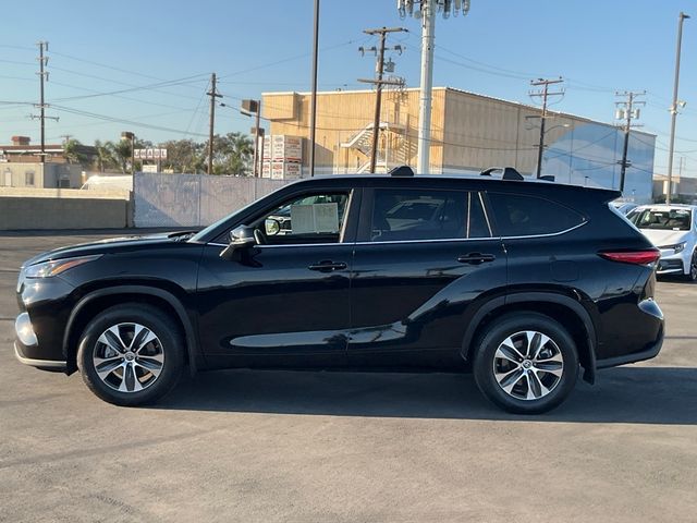 2023 Toyota Highlander XLE