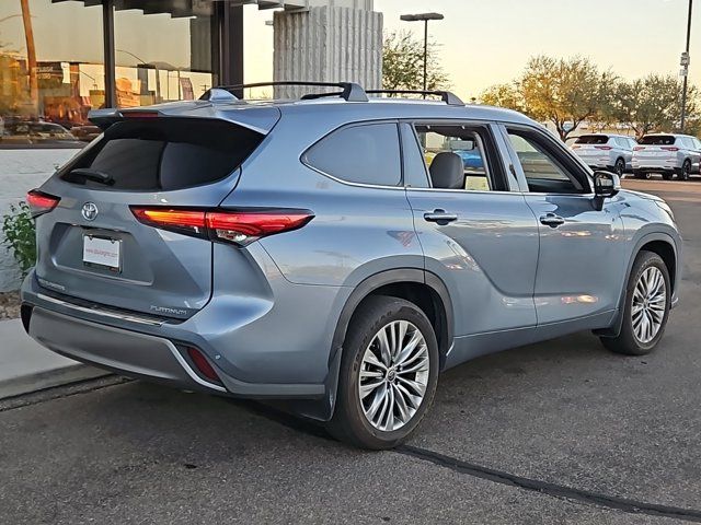 2023 Toyota Highlander Platinum