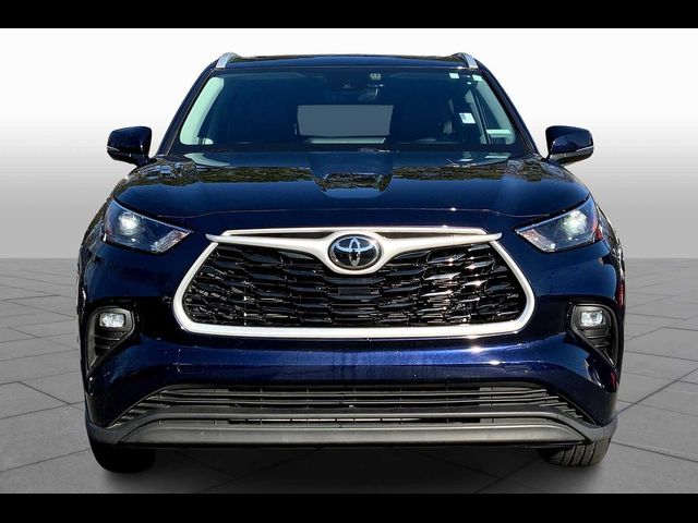 2023 Toyota Highlander XSE