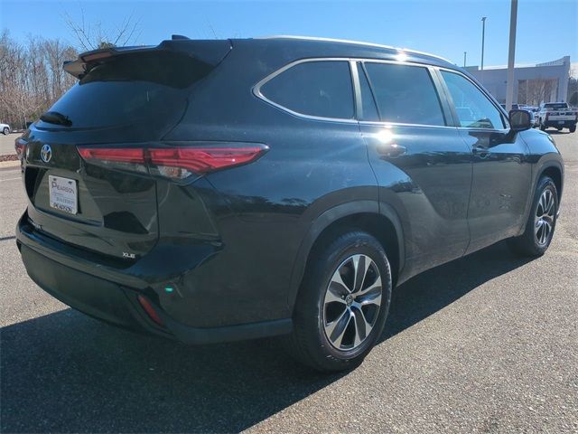 2023 Toyota Highlander XLE