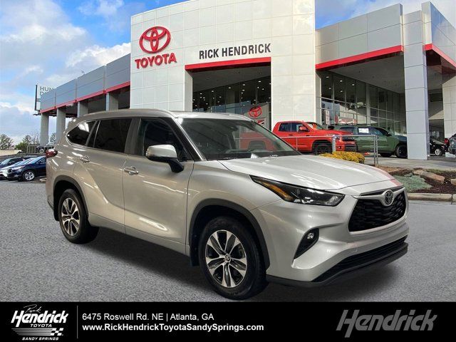 2023 Toyota Highlander XLE