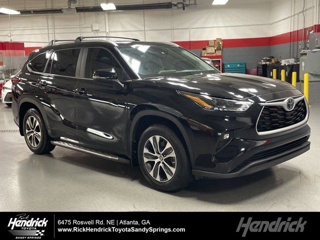 2023 Toyota Highlander XLE