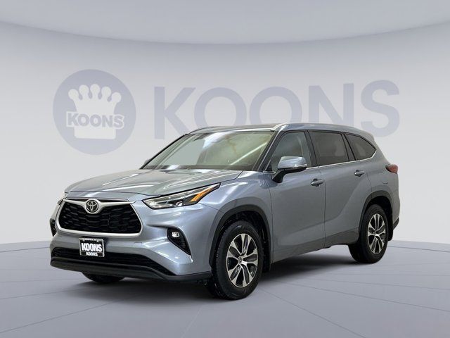 2023 Toyota Highlander XLE