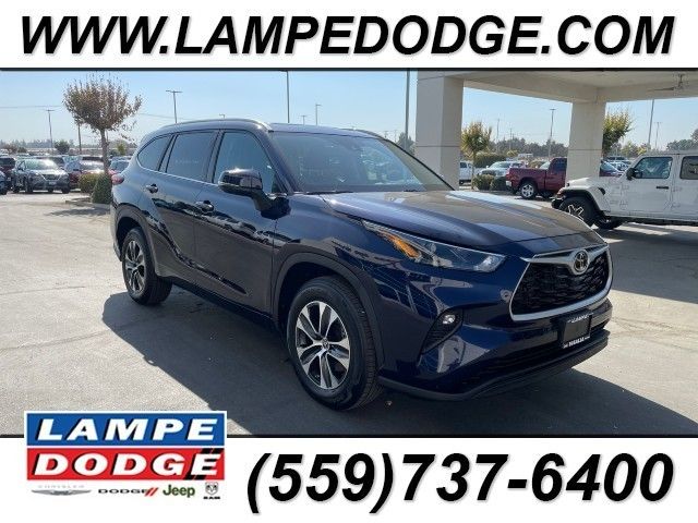 2023 Toyota Highlander XLE