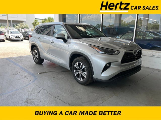 2023 Toyota Highlander XLE