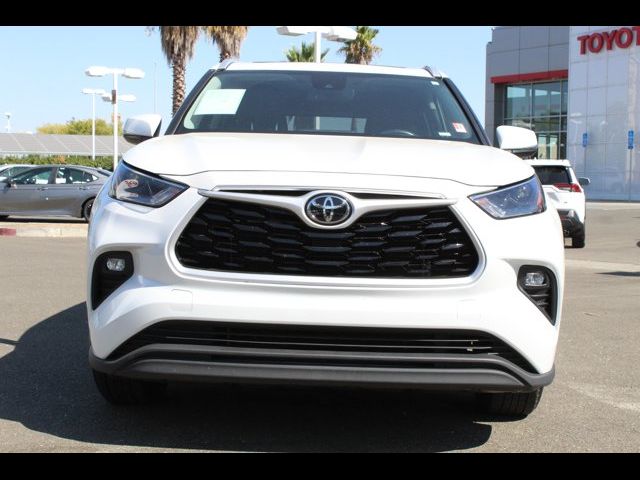 2023 Toyota Highlander XLE