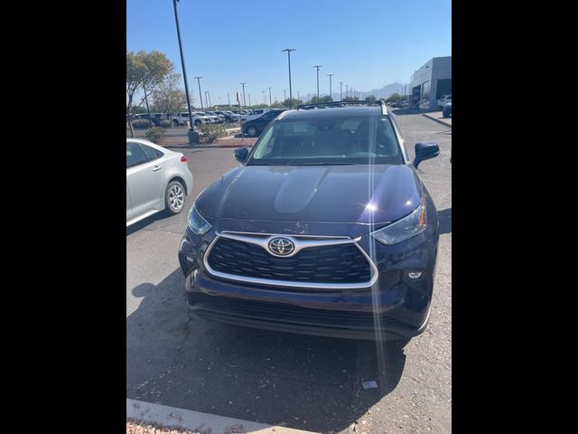 2023 Toyota Highlander XLE