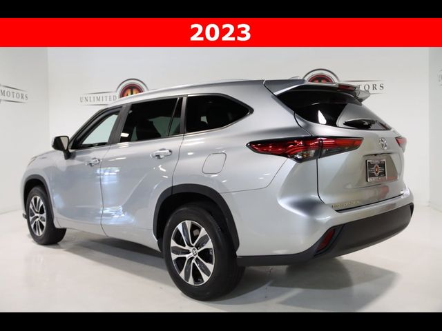 2023 Toyota Highlander XLE