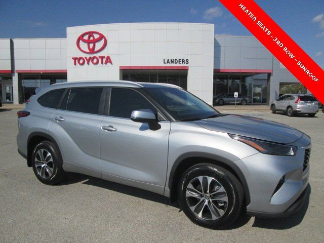 2023 Toyota Highlander XLE