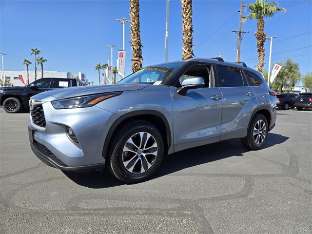 2023 Toyota Highlander XLE