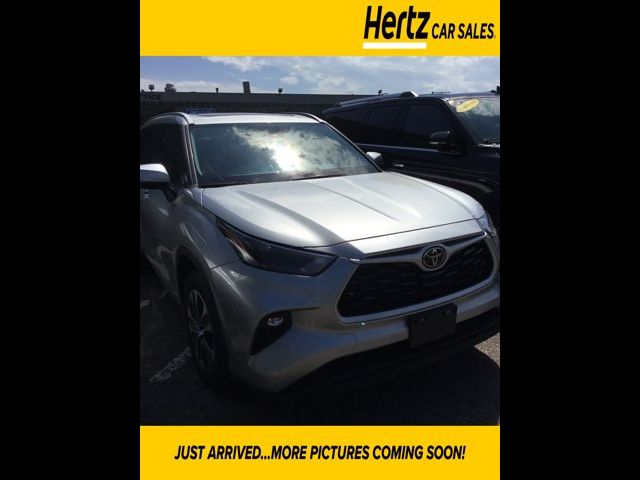 2023 Toyota Highlander XLE