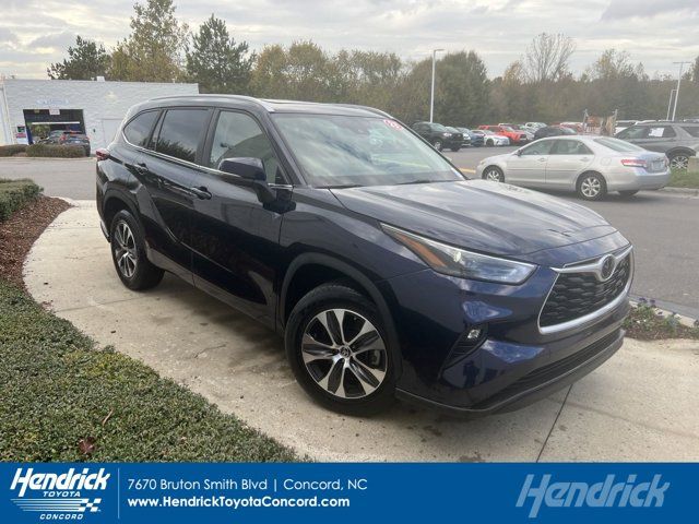 2023 Toyota Highlander XLE