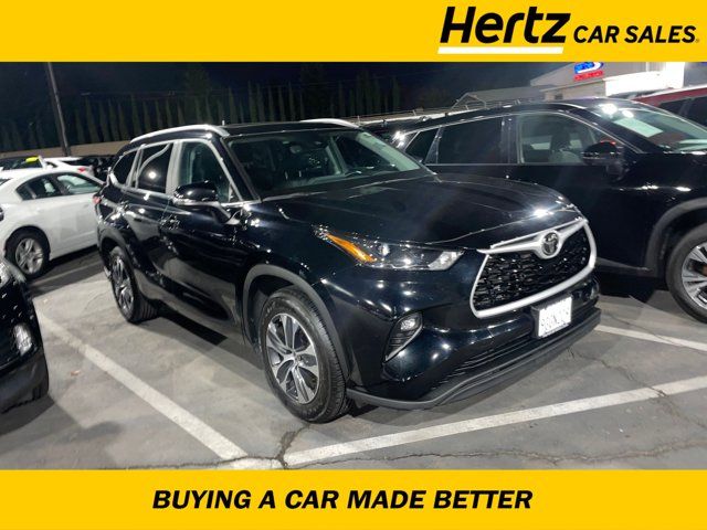 2023 Toyota Highlander XLE