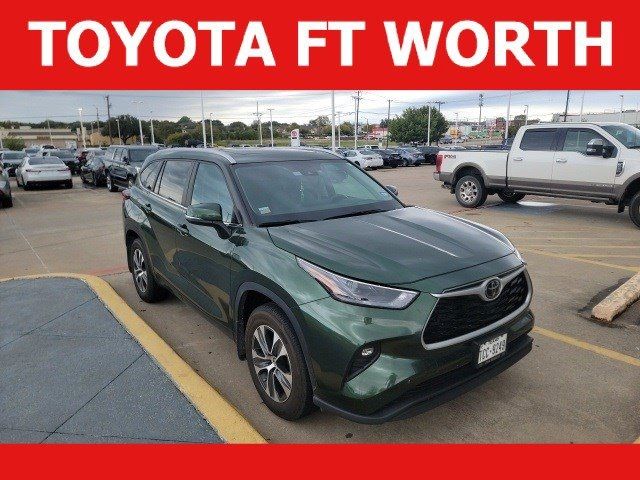 2023 Toyota Highlander XLE