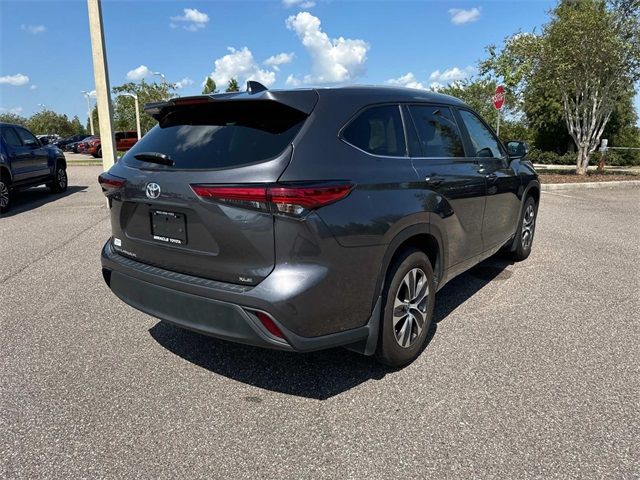 2023 Toyota Highlander XLE