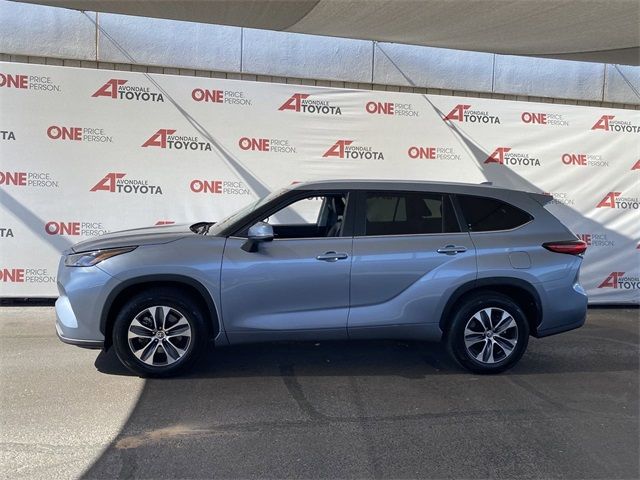 2023 Toyota Highlander XLE