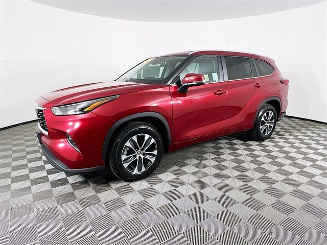 2023 Toyota Highlander XLE