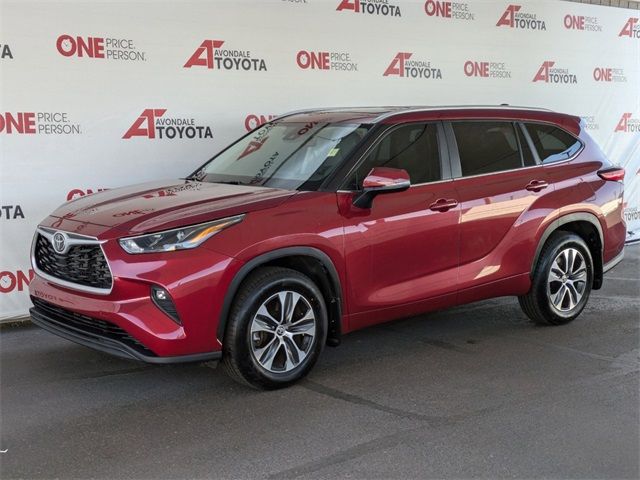 2023 Toyota Highlander XLE