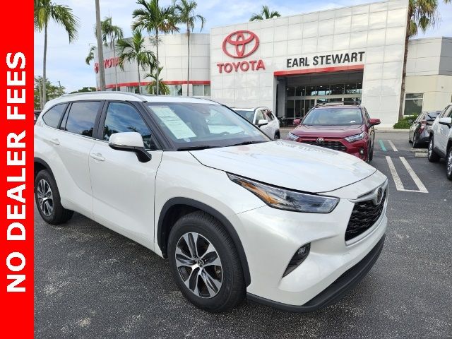 2023 Toyota Highlander XLE