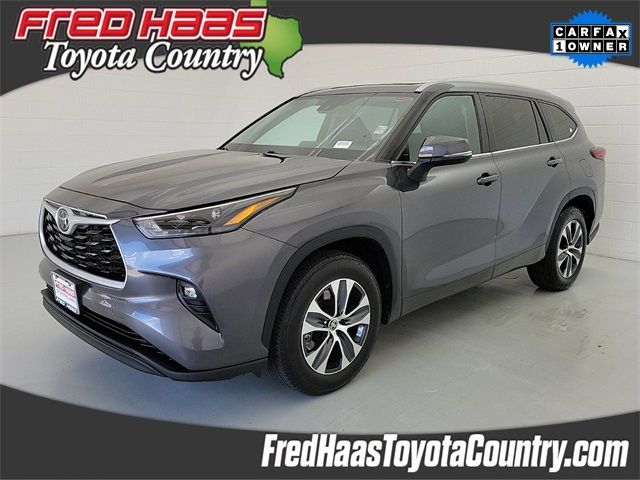 2023 Toyota Highlander XLE